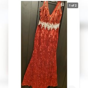 Red bodycon dress
